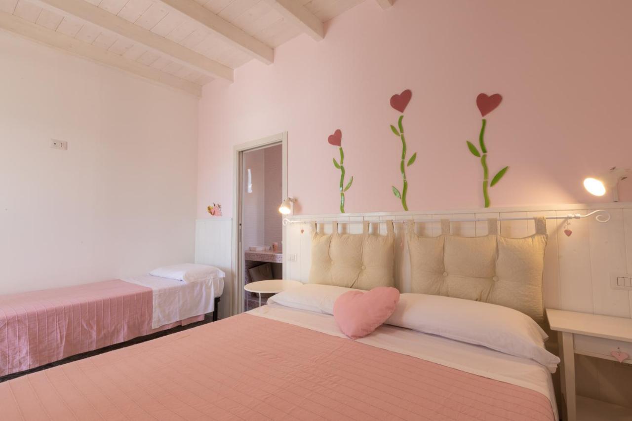 B&B L'Isola Che Non C'E Торе Сан Джовани Удженто Екстериор снимка
